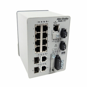 Hallittava Ethernet-kytkin 8 kupari 10/100 porttia + 2 combo 10/100 porttia